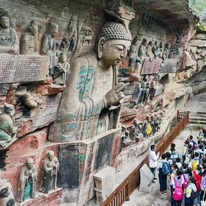 （經濟）（1）世界文化遺產大足石刻景區接待游客量創同期歷史新高