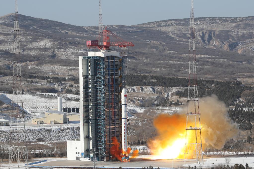 一箭十四星！我國成功發射齊魯二號/三號等衛星