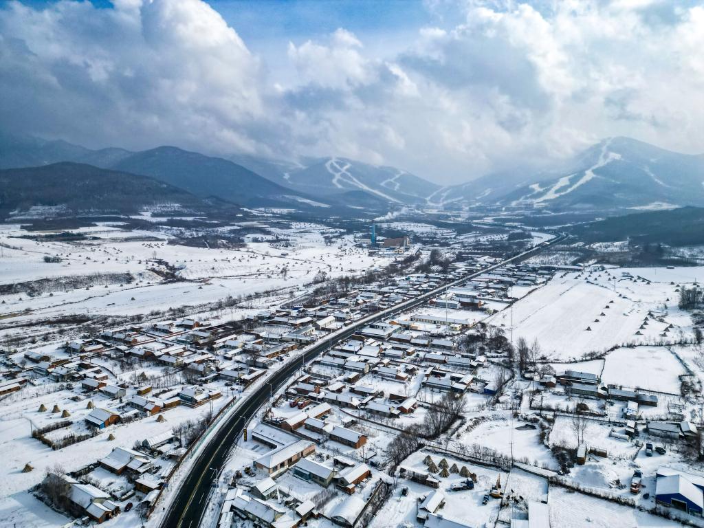 新華全媒+丨冰雪經濟助北方鄉村譜寫“新故事”