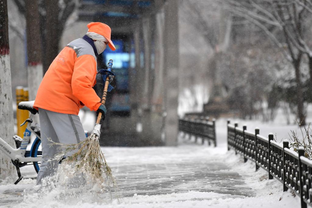 甘肅多地迎來首場春雪