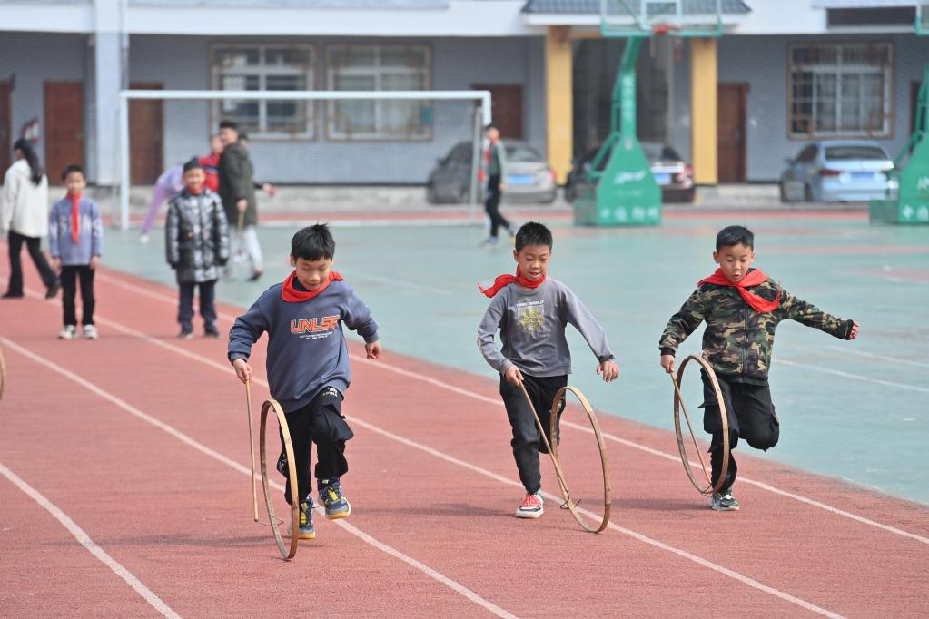 廣西梧州：民族傳統體育項目進校園